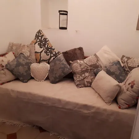 Trullo Quercia * 奥斯图尼